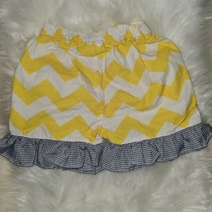 Smocked baby girl Yellow& blue boutique shorts 9mos